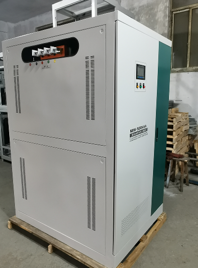 三相穩(wěn)壓器:原理、技術(shù)選型與工業(yè)應(yīng)用全解析 三相穩(wěn)壓器:原理、技術(shù)選型與工業(yè)應(yīng)用全解析